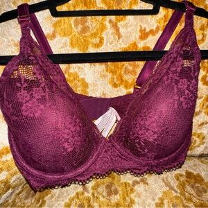 Victoria’s Secret Burgundy Lace Plunge Bra 36DD